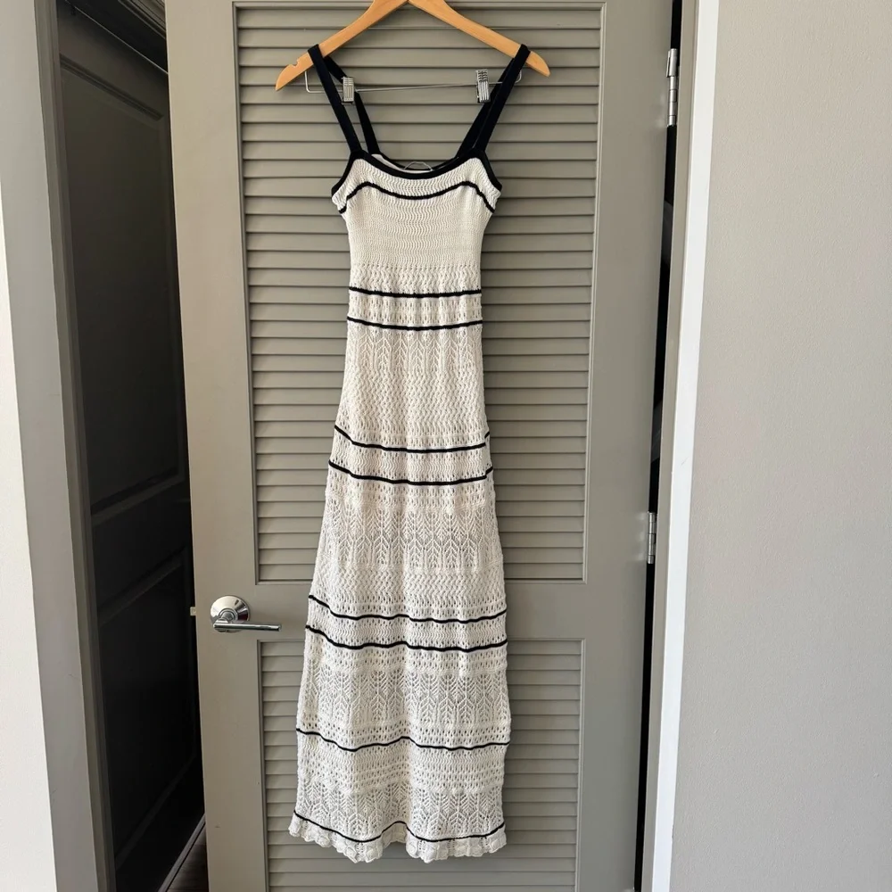 Abercrombie & Fitch White and Black Maxi Dress